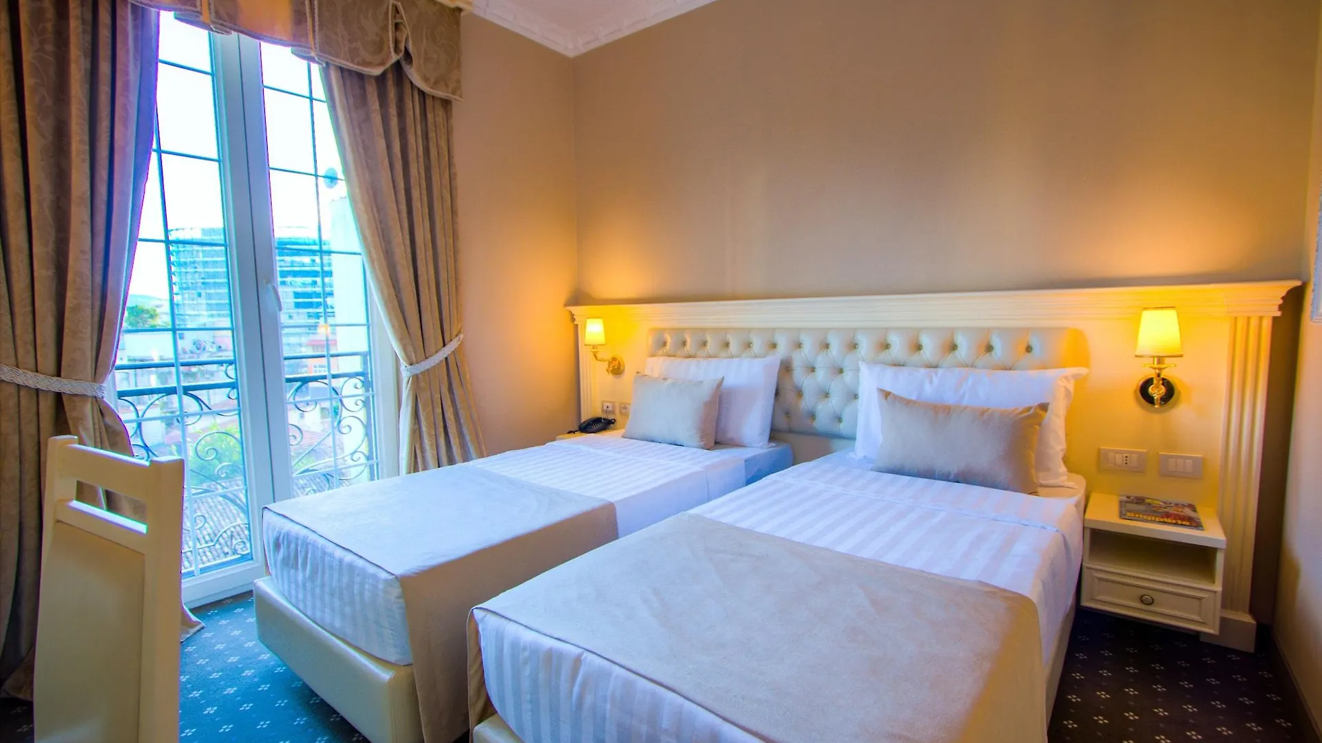 Lot Boutique Hotel By Hotels And Preference Tirana 5*,