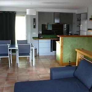 https://appartement-dans-maison-entre-savines-et-embrun.fr-provencehotel.com
